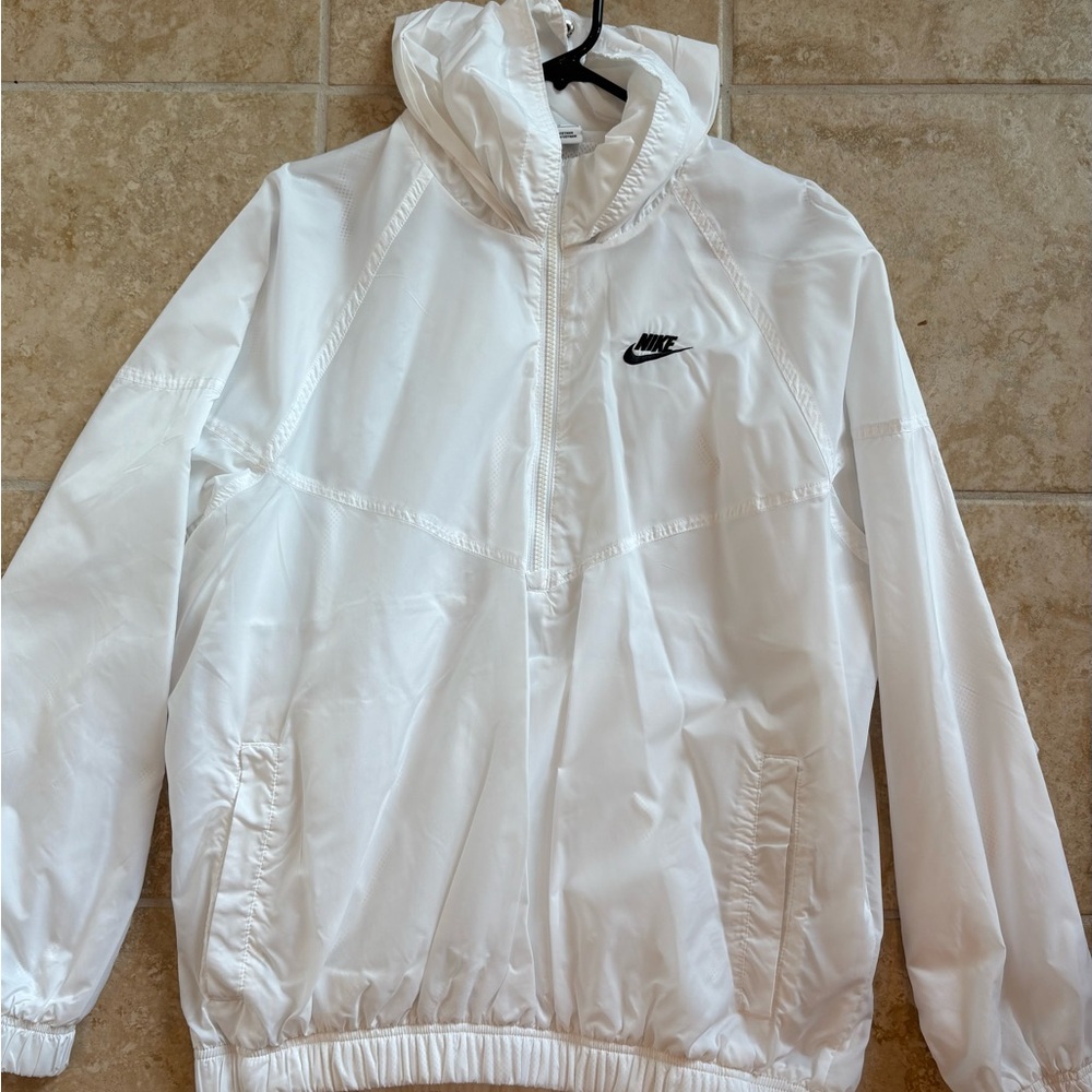 Nike White Hooded Jacket
